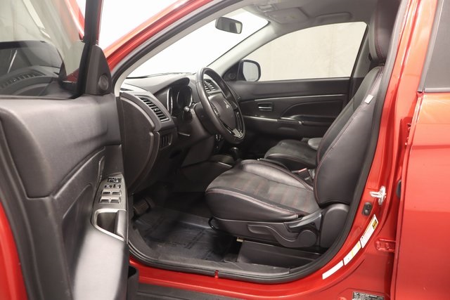 2018 Mitsubishi Outlander Sport SE photo 10