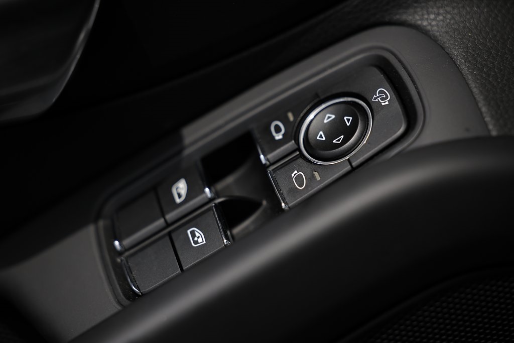 2025 Porsche Cayman Base photo 12