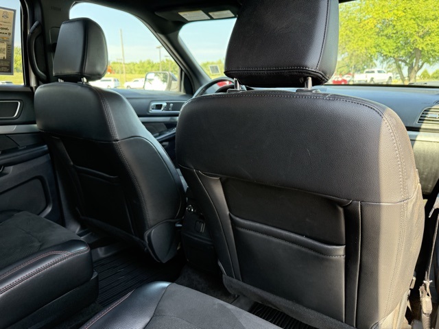 2018 Ford Explorer XLT photo 12