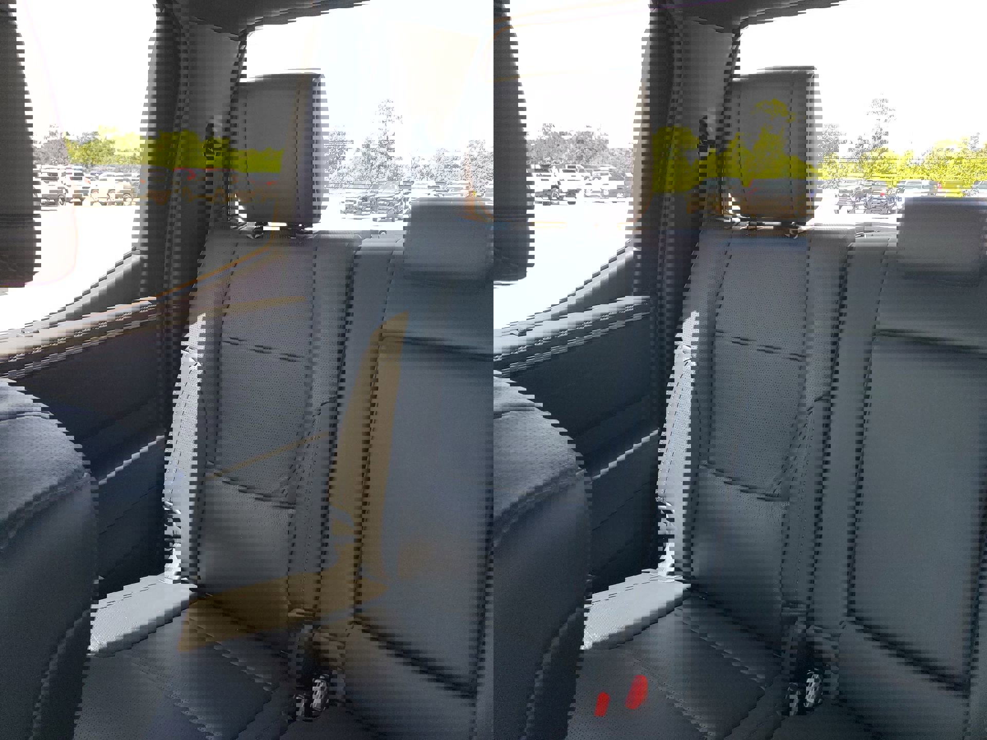 2023 Toyota Tundra Platinum photo 12