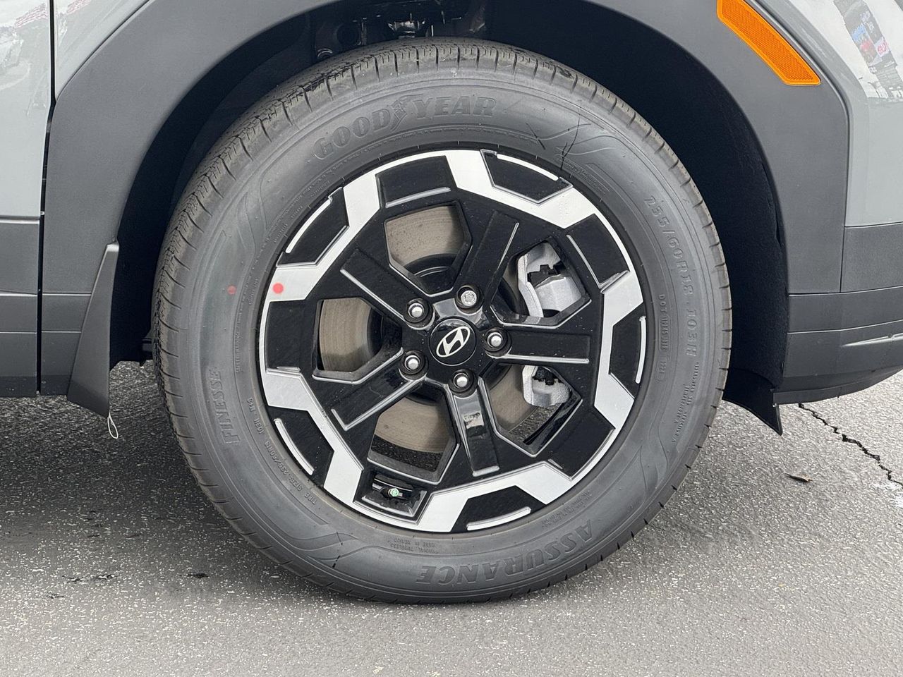 2026 Hyundai Santa Fe SEL photo 2