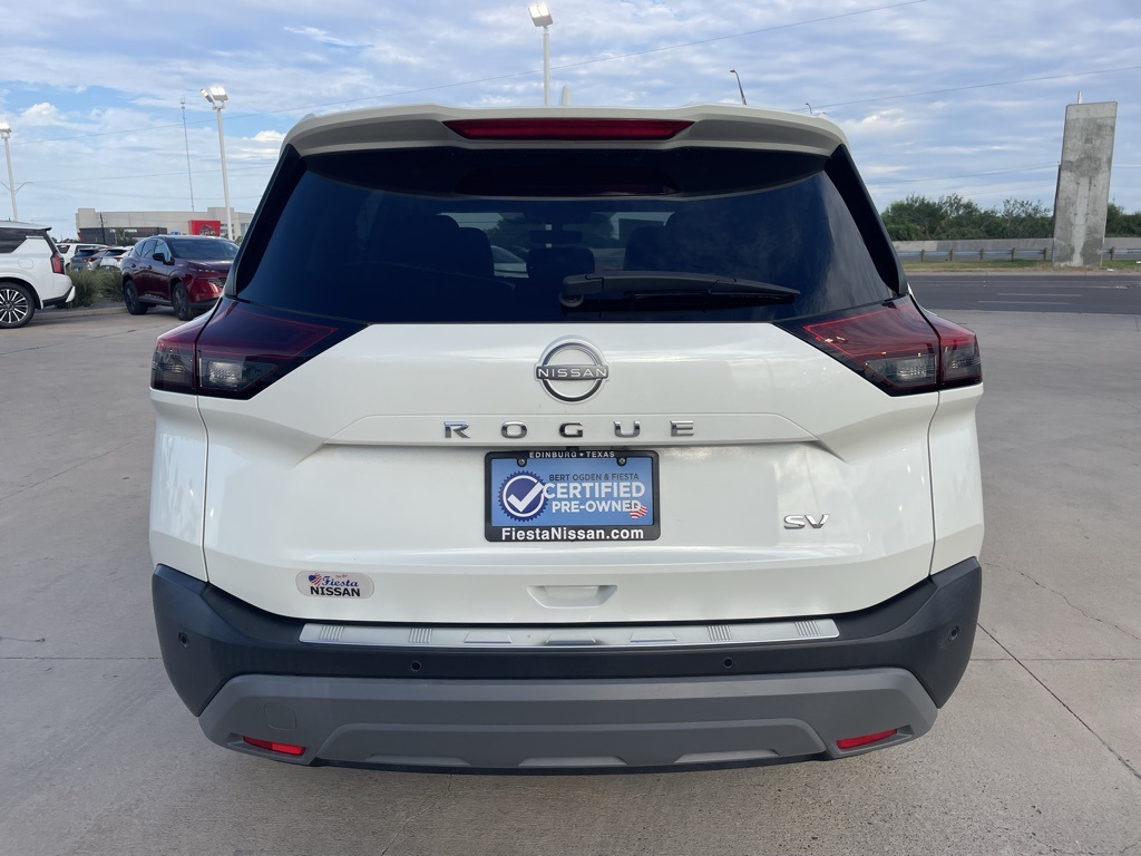 2022 Nissan Rogue SV photo 4