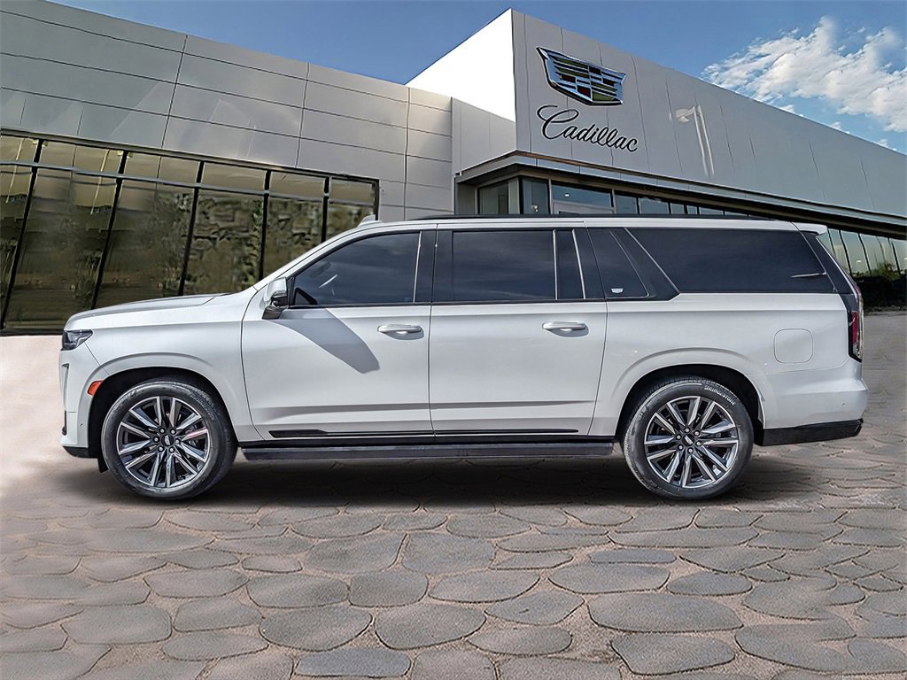2022 Cadillac Escalade ESV Sport Platinum photo 2