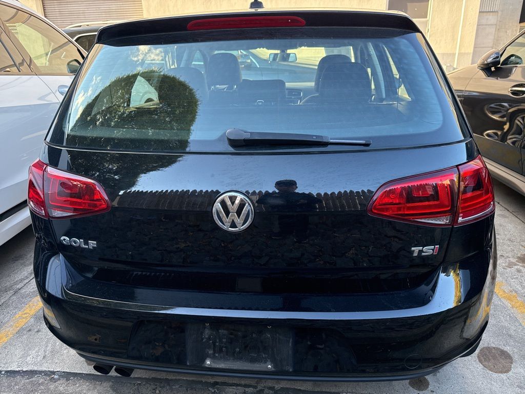 2015 Volkswagen Golf TSI S photo 4