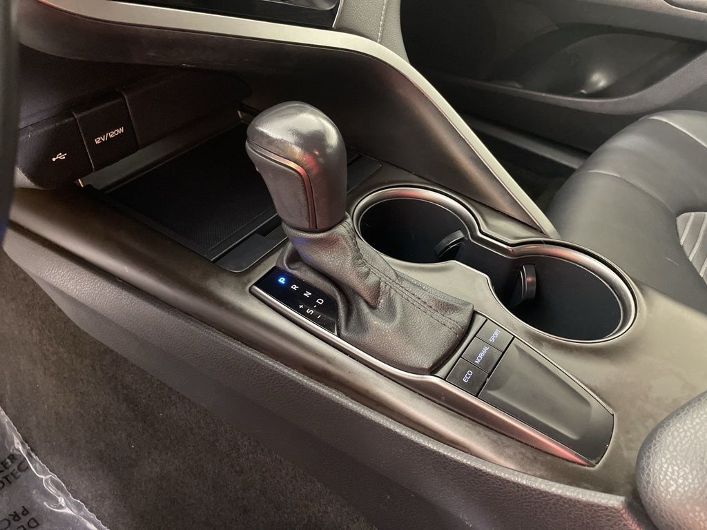 2023 Toyota Camry SE photo 28