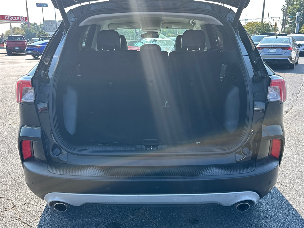 2021 Ford Escape Titanium photo 17