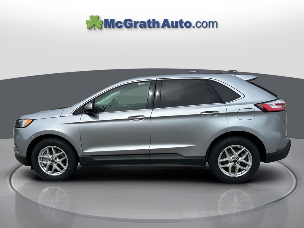 2024 Ford Edge SEL photo 4