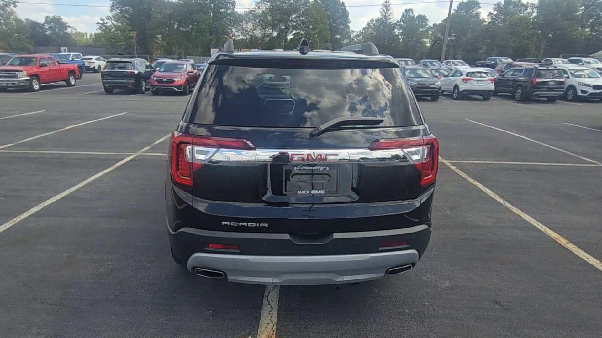 2023 Gmc Acadia SLE photo 40