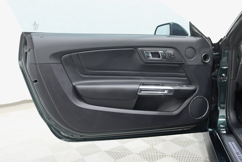 2019 Ford Mustang Bullitt photo 29