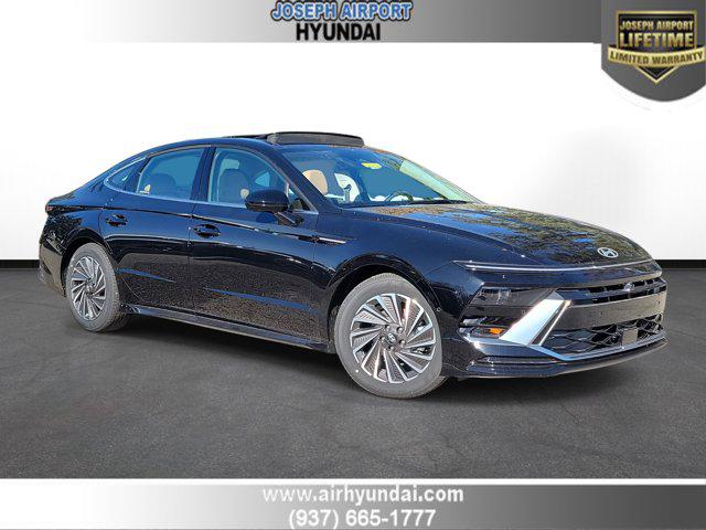 2026 Hyundai Sonata Hybrid Limited's photo