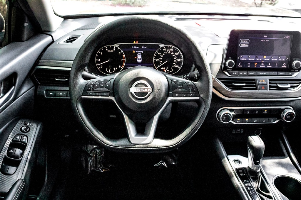2025 Nissan Altima 2.5 SV photo 29