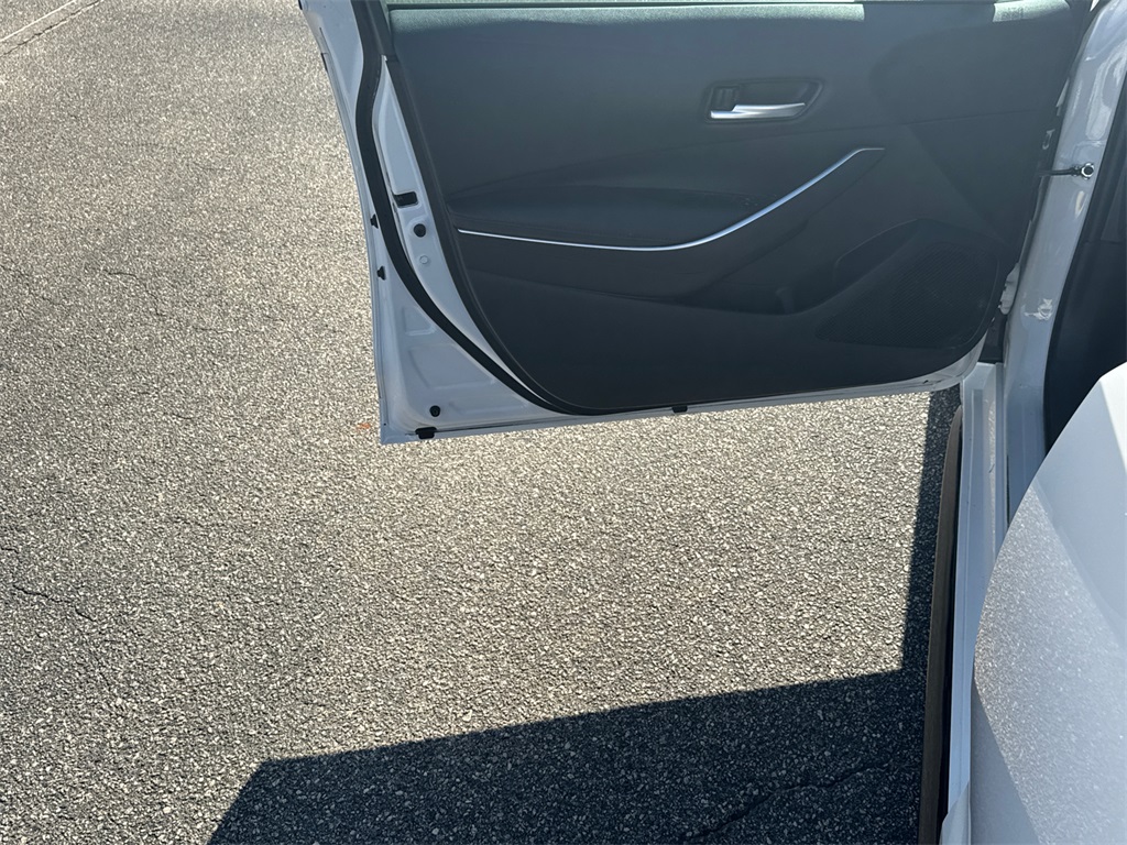 2023 Toyota Corolla SE photo 10