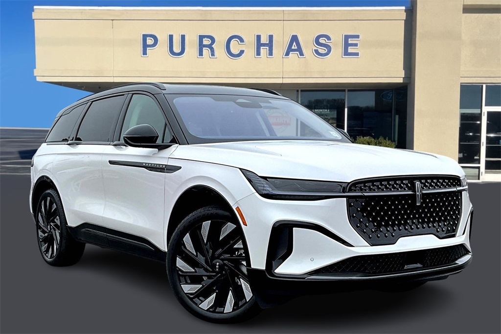 2026 Lincoln Nautilus Reserve's photo