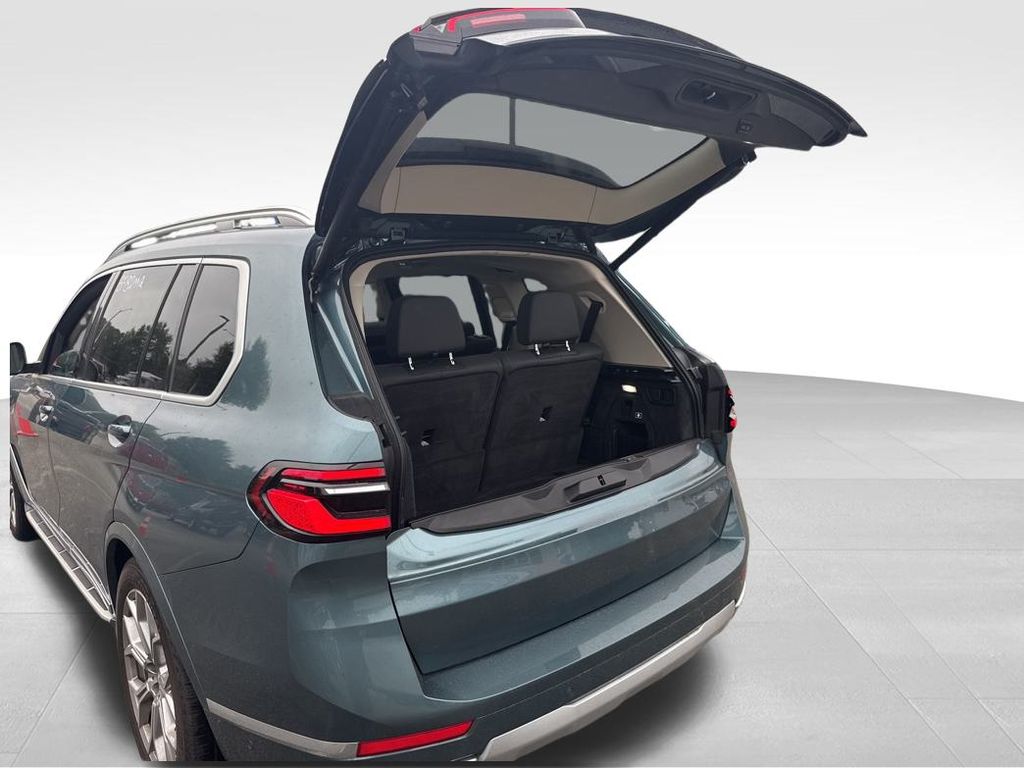 2025 Bmw X7 xDrive40i photo 32