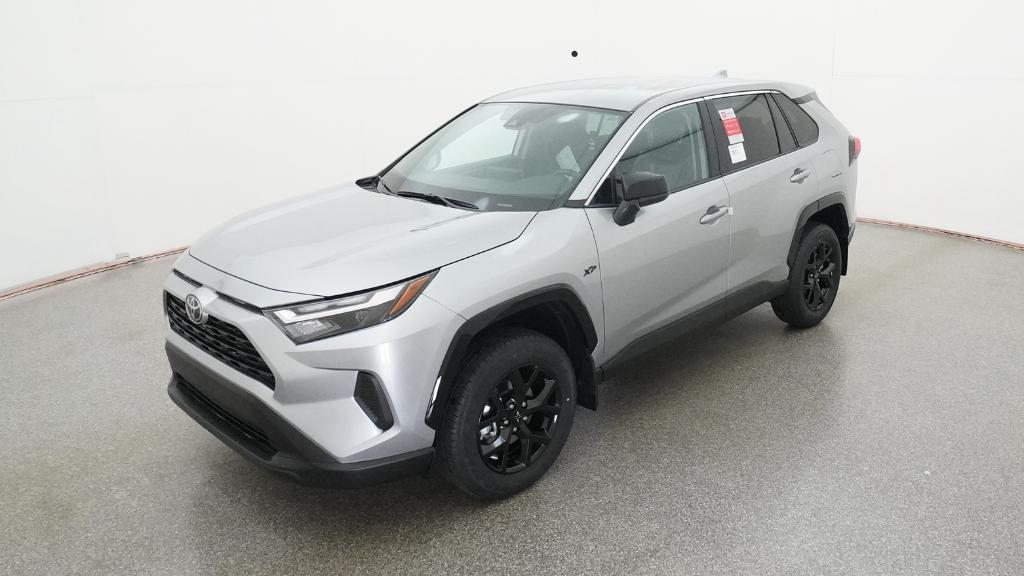 2025 Toyota RAV4 LE's photo