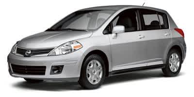 2012 Nissan Versa S's photo