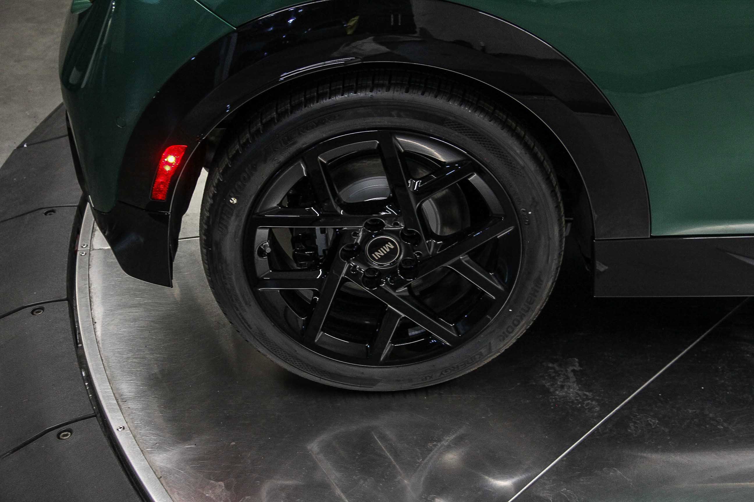 2026 Mini Cooper Hardtop S 2 Door Iconic photo 8