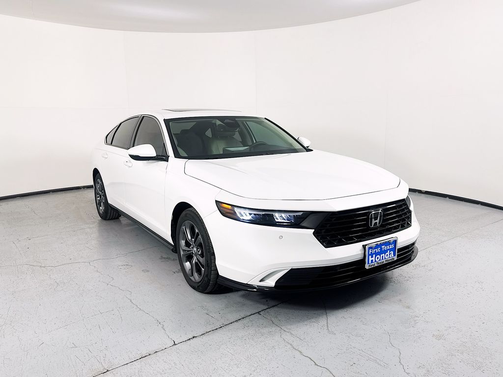 2025 Honda Accord Hybrid EX-L's photo