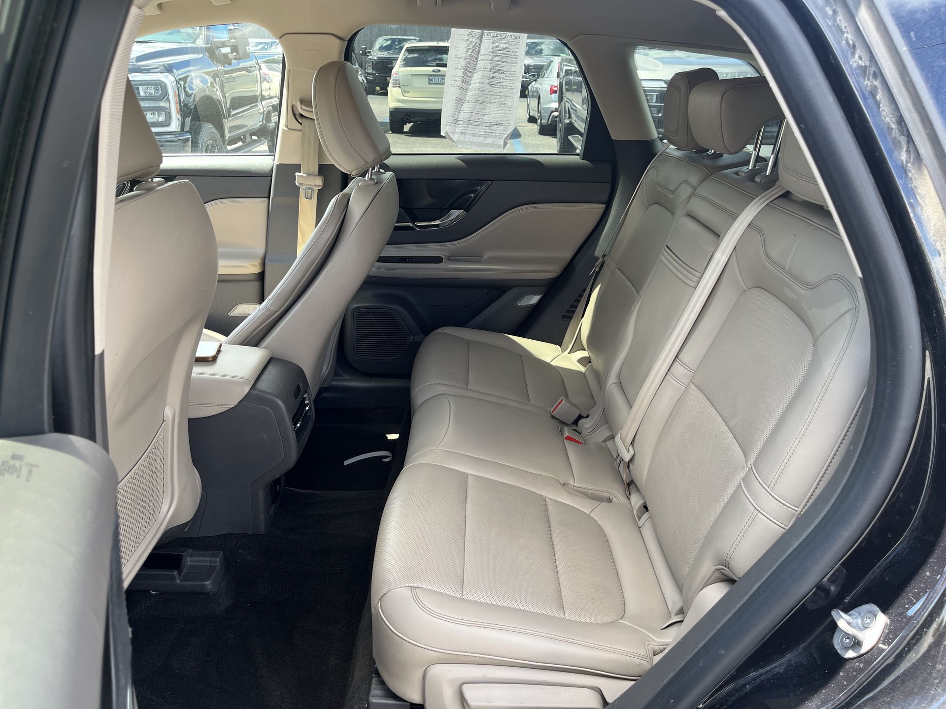 2022 Lincoln Corsair Standard photo 4