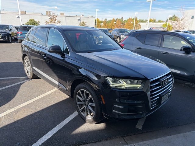 2017 Audi Q7 3.0T Prestige photo 2