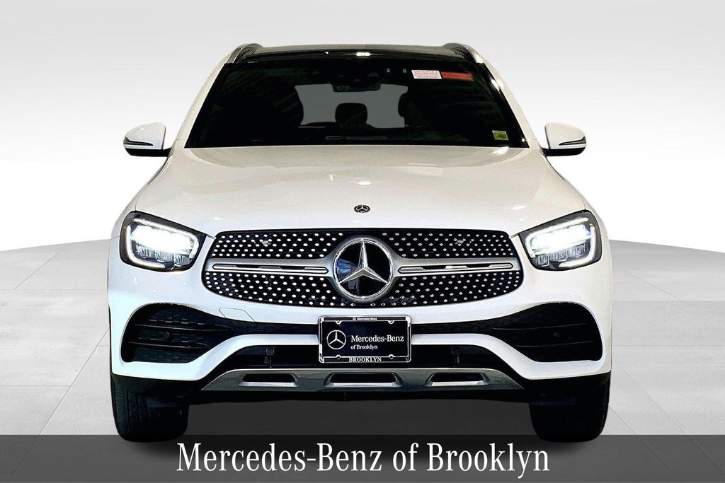 2020 Mercedes Benz GLC 300 4MATIC photo 3
