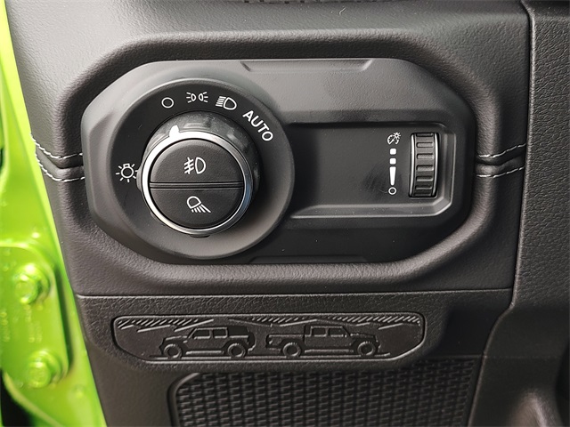2025 Jeep Gladiator Mojave photo 22