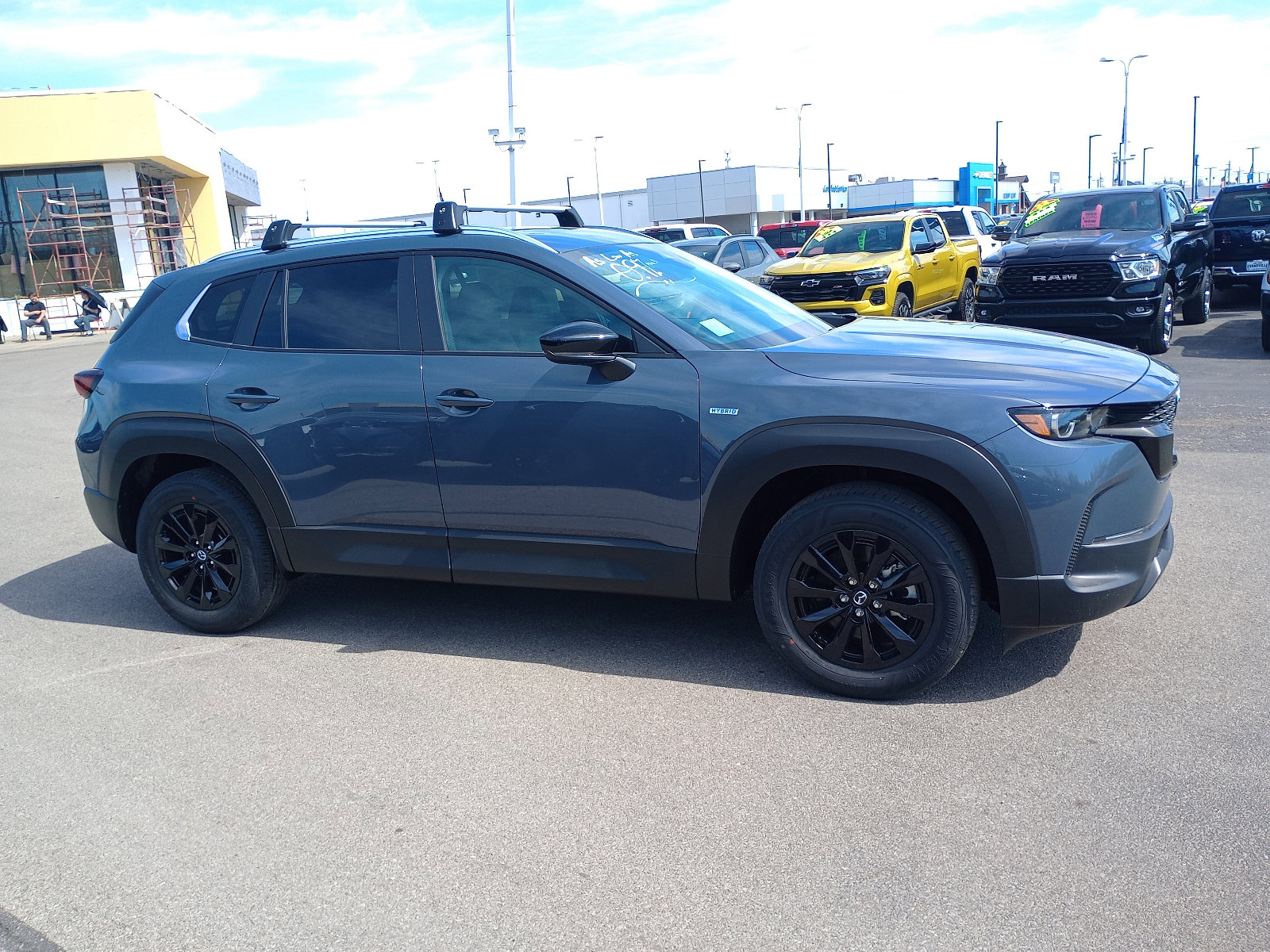 2025 Mazda CX-50 Preferred photo 2