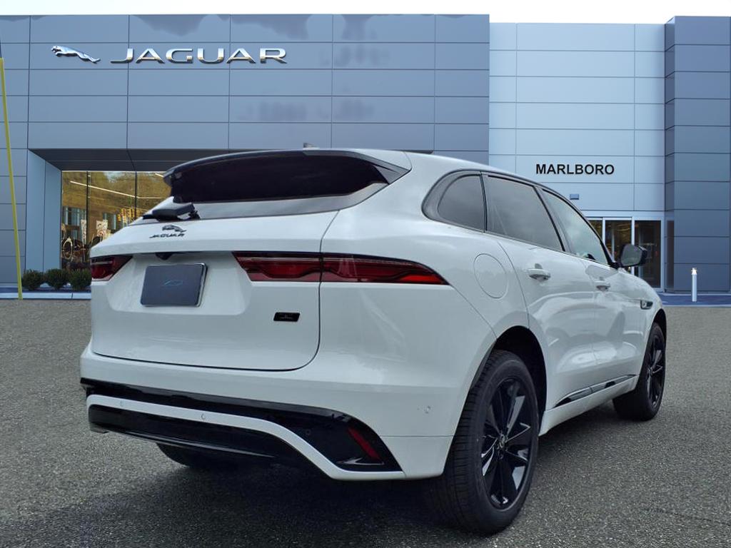 2026 Jaguar F-PACE P250 R-Dynamic S photo 2
