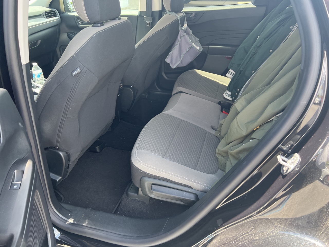 2022 Ford Escape SE Hybrid photo 4