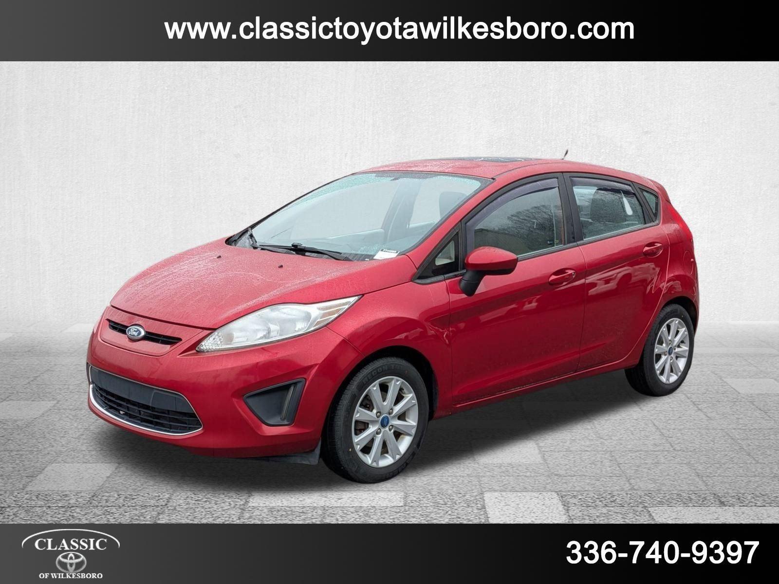 2011 Ford Fiesta SE's photo