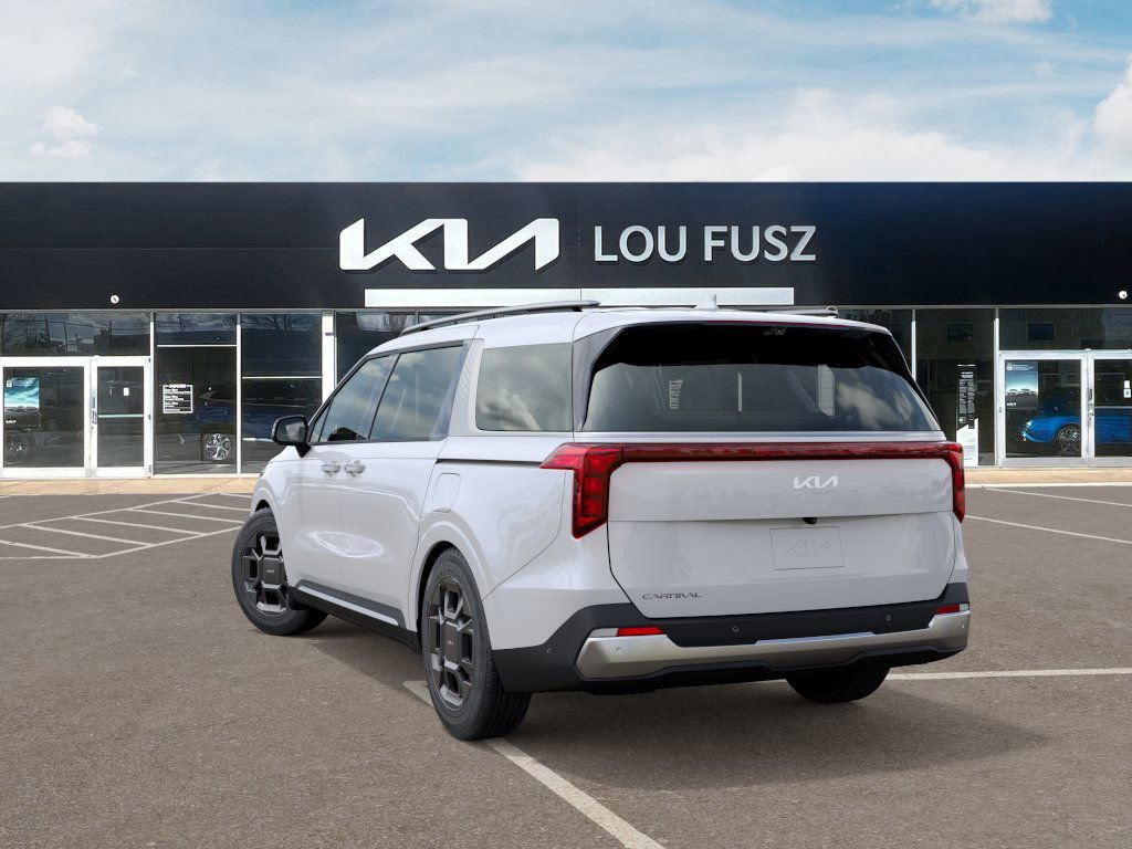2026 Kia Carnival SX photo 3