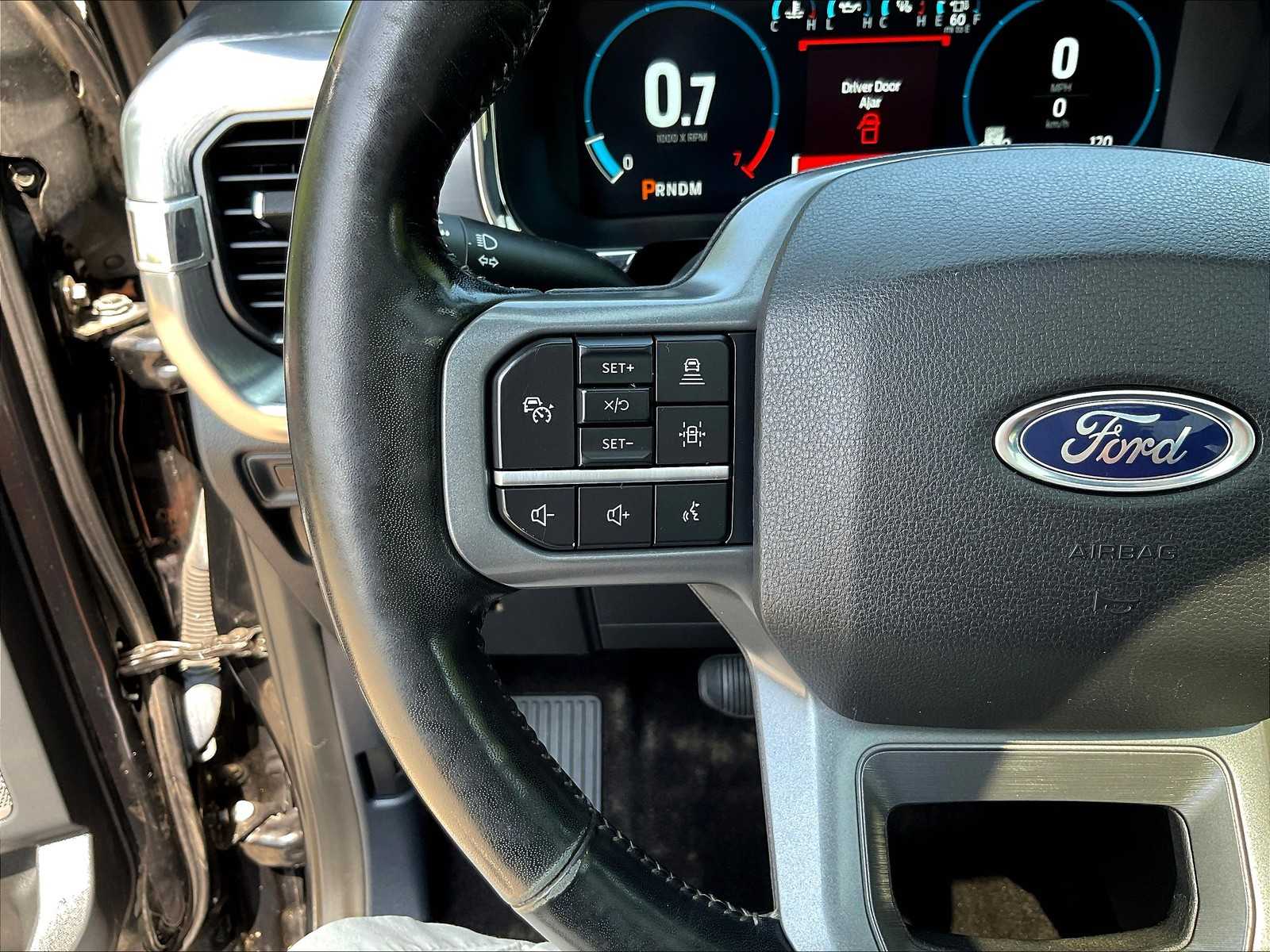2021 Ford F-150 Lariat photo 22
