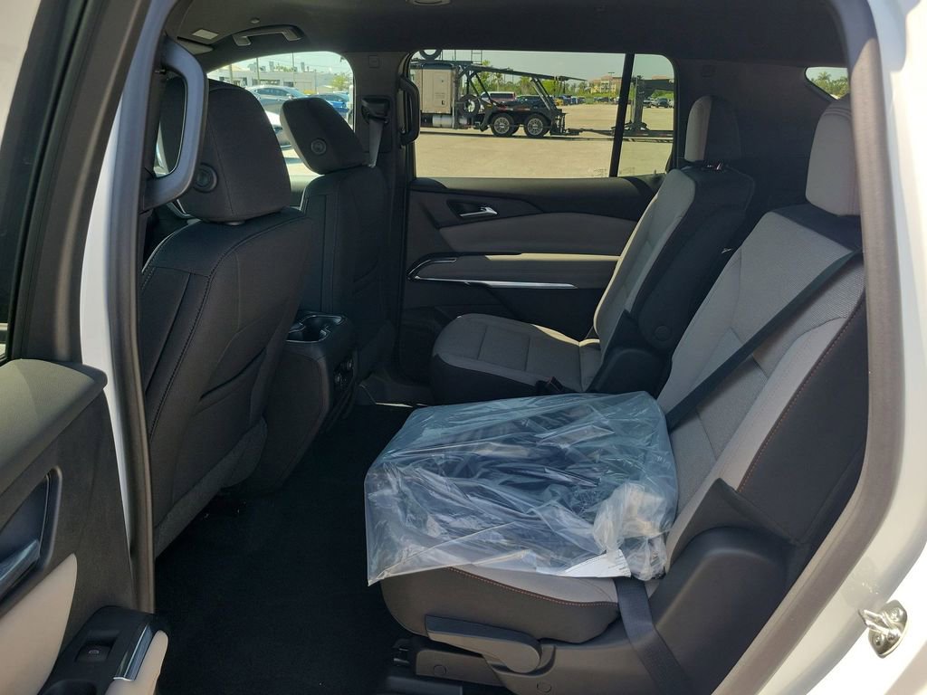 2025 Chevrolet Traverse photo 22