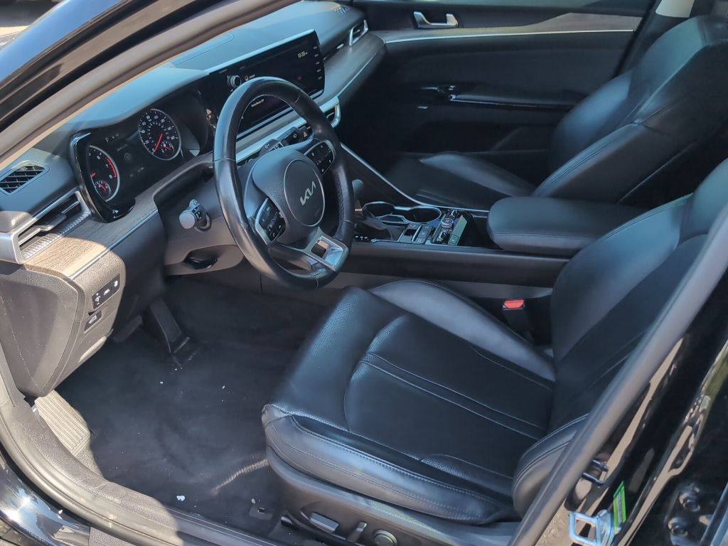 2022 Kia K5 EX photo 10