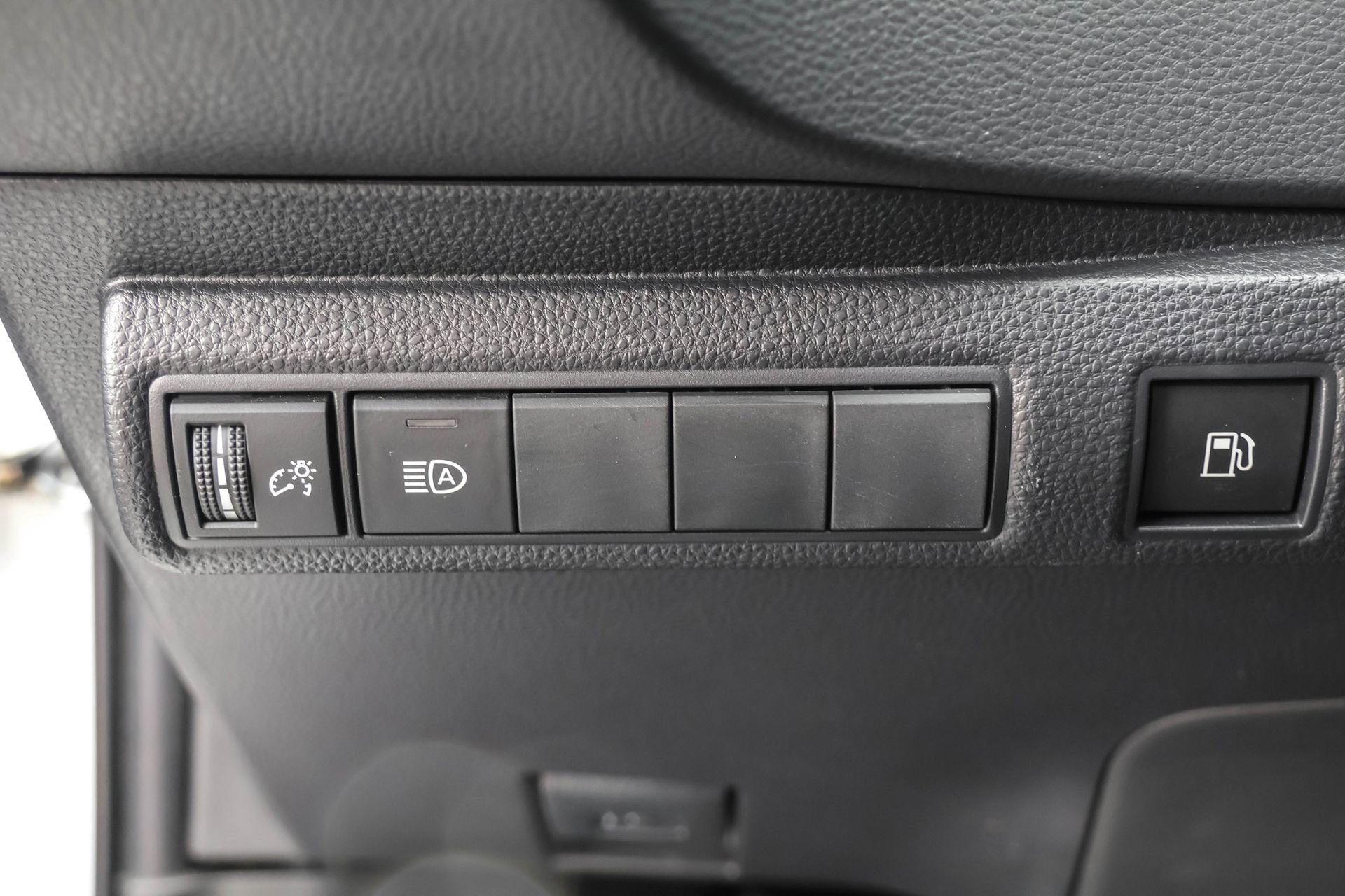 2023 Toyota Corolla Hybrid LE photo 15