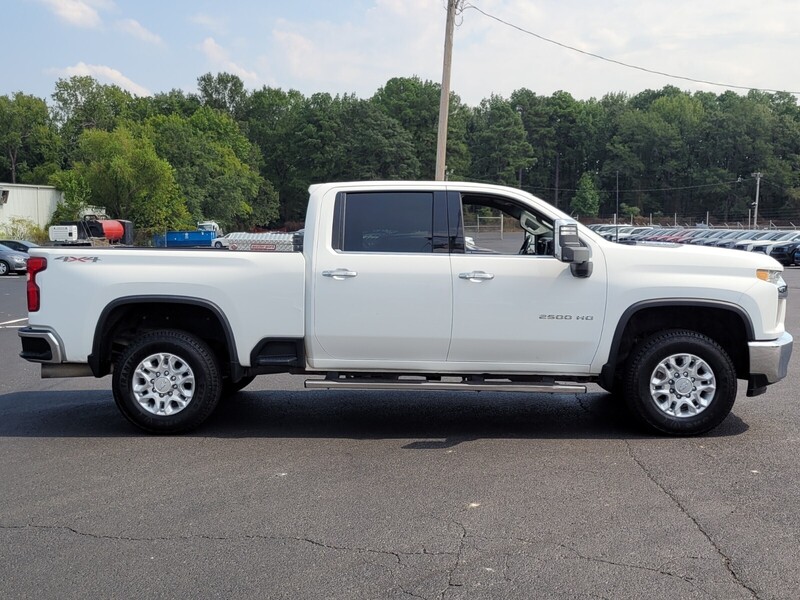 2020 Chevrolet Silverado 2500HD LTZ photo 2