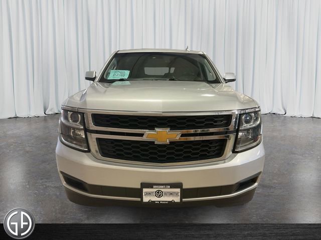 2017 Chevrolet Tahoe LT photo 2