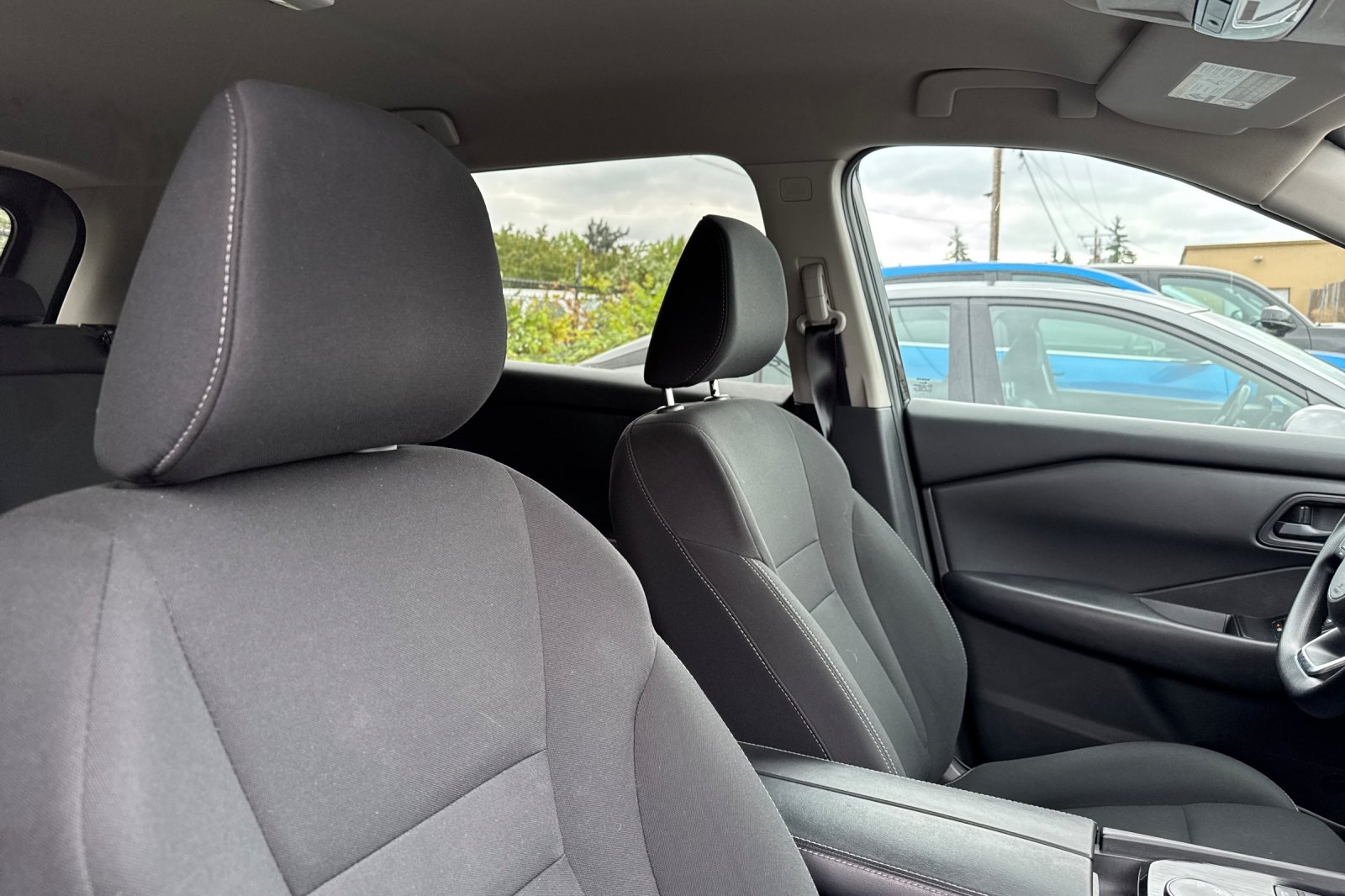 2024 Nissan Rogue S photo 16