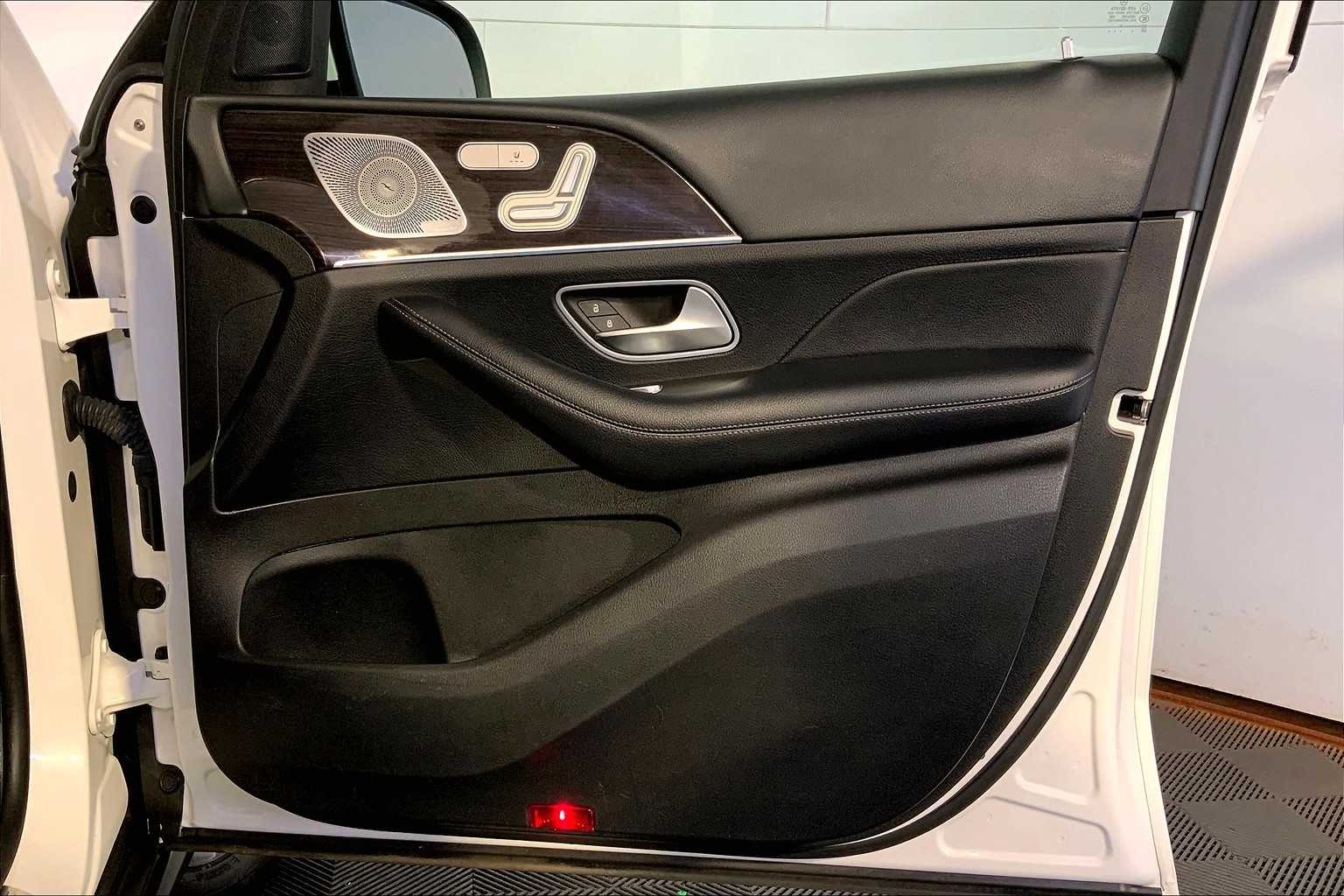 2020 Mercedes Benz GLE 350 4MATIC photo 13