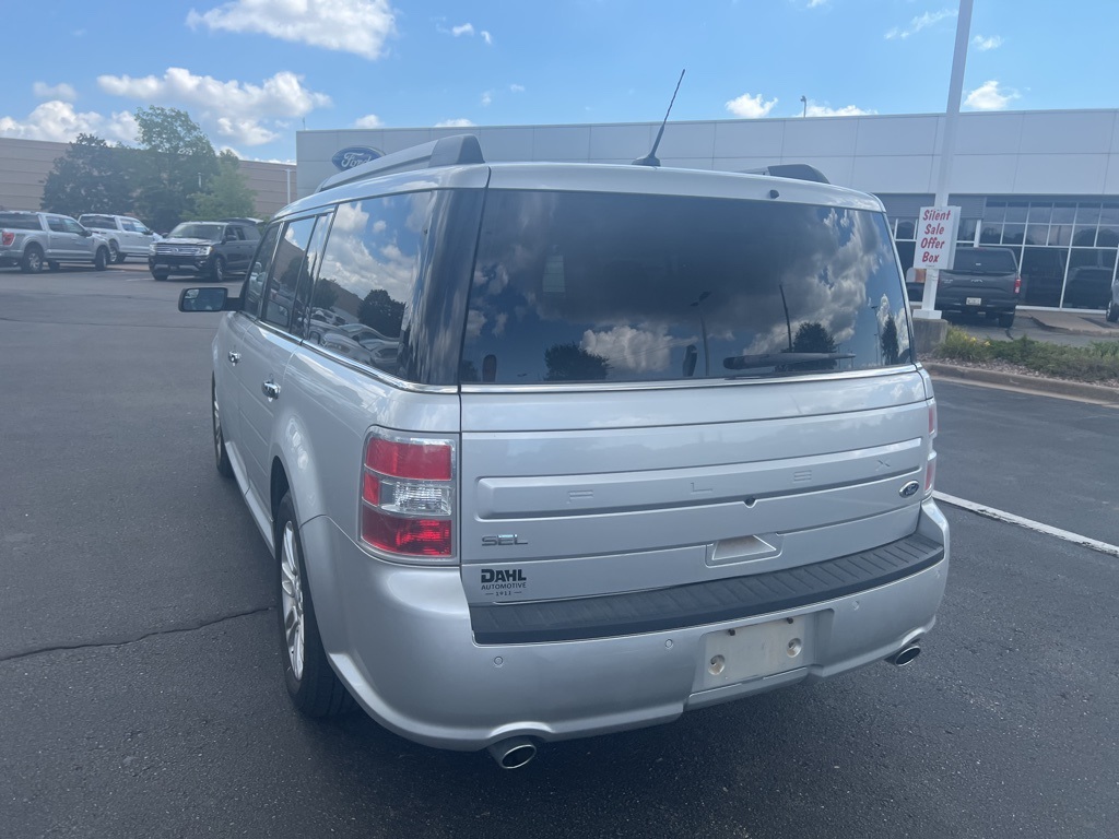 2016 Ford Flex SEL photo 9