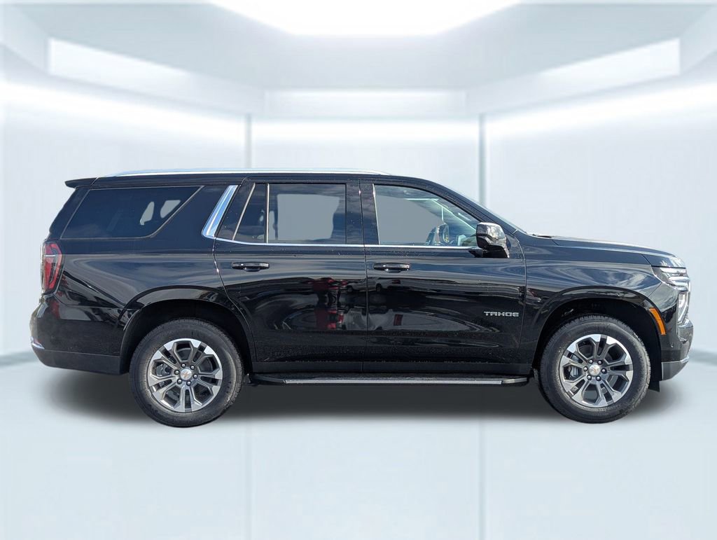2025 Chevrolet Tahoe LS photo 4