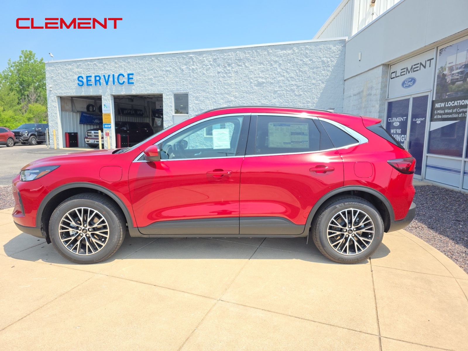 2025 Ford Escape Plug-In Hybrid photo 4