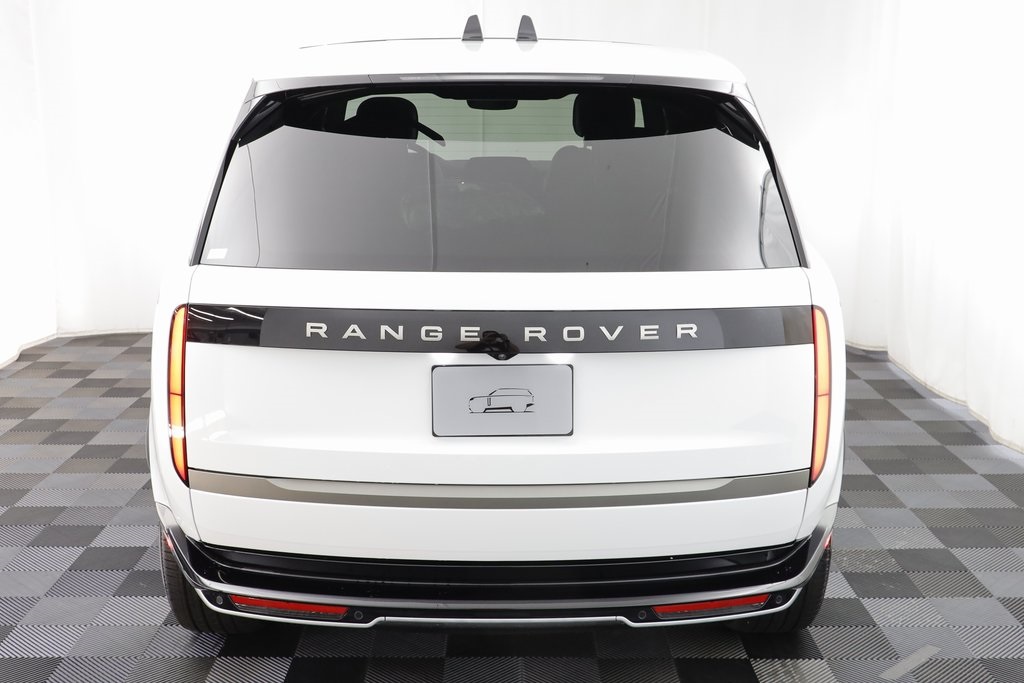 2025 Land Rover Range Rover SE photo 12