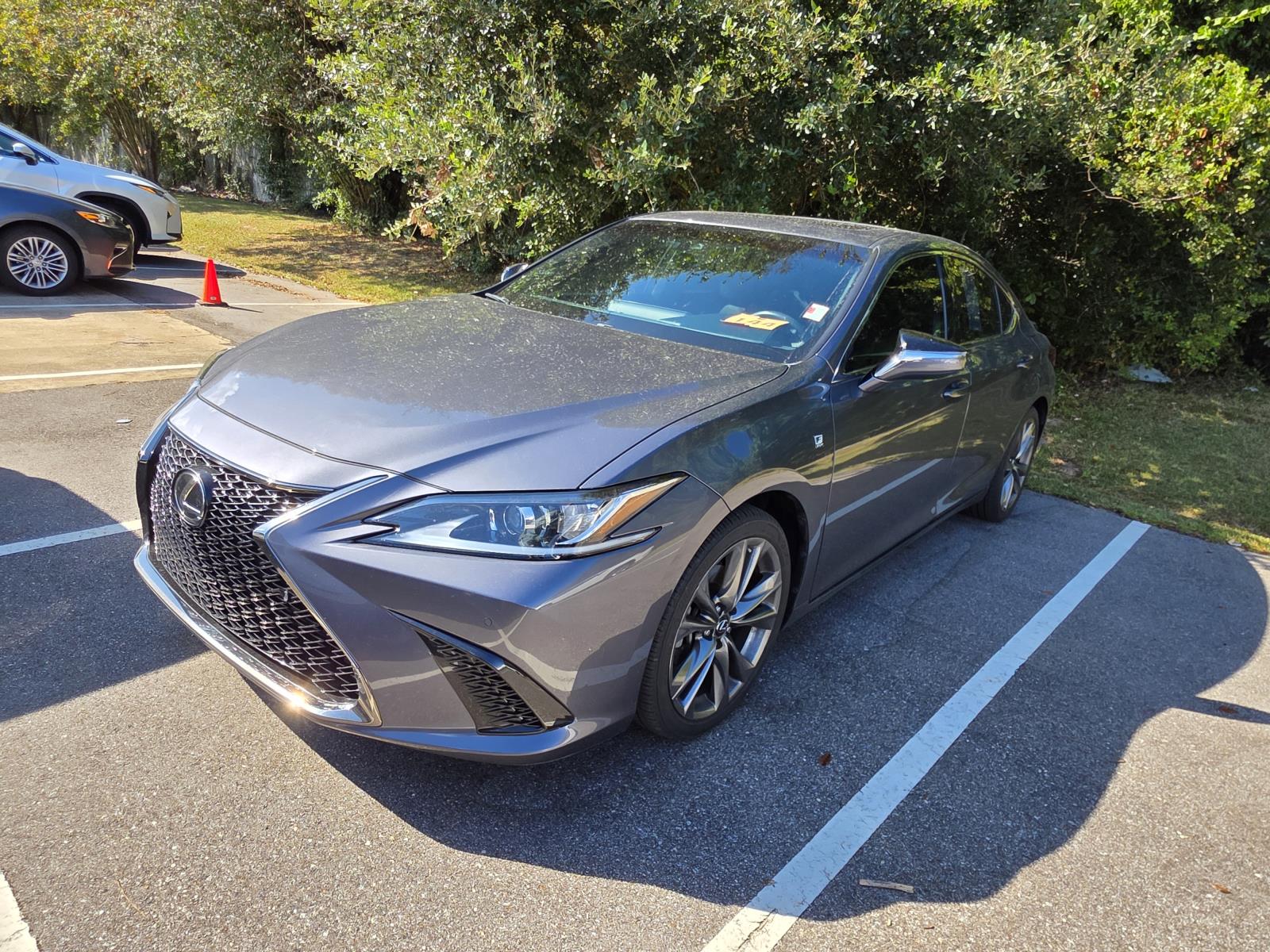 2021 Lexus ES 350 F SPORT photo 4