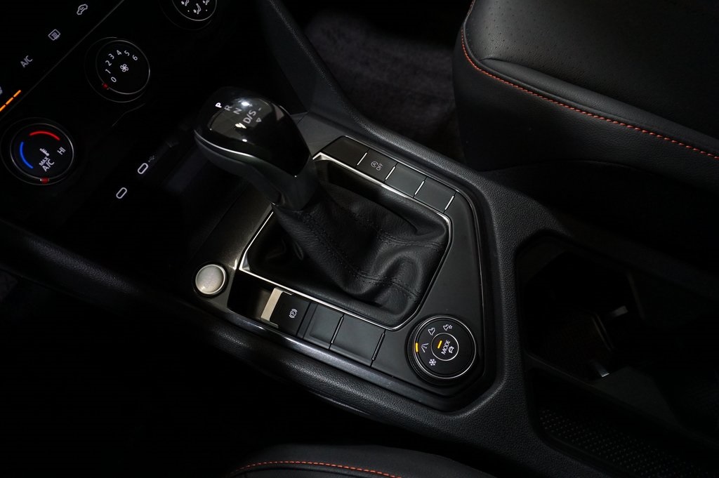 2024 Volkswagen Tiguan Wolfsburg Edition photo 15