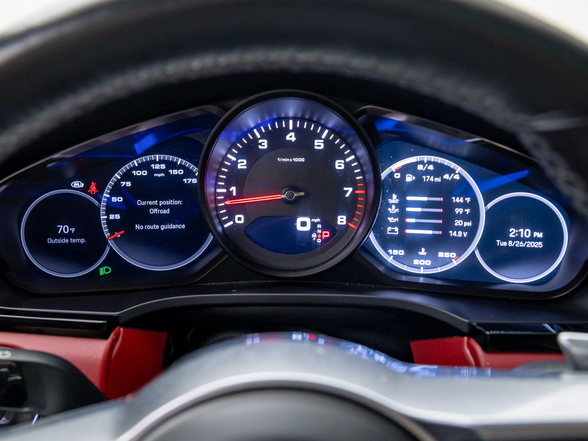 2022 Porsche Cayenne Base photo 20