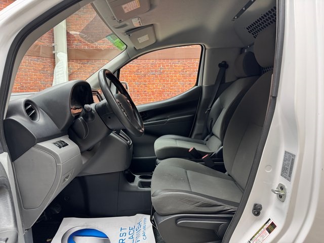 2019 Nissan NV200 SV photo 20