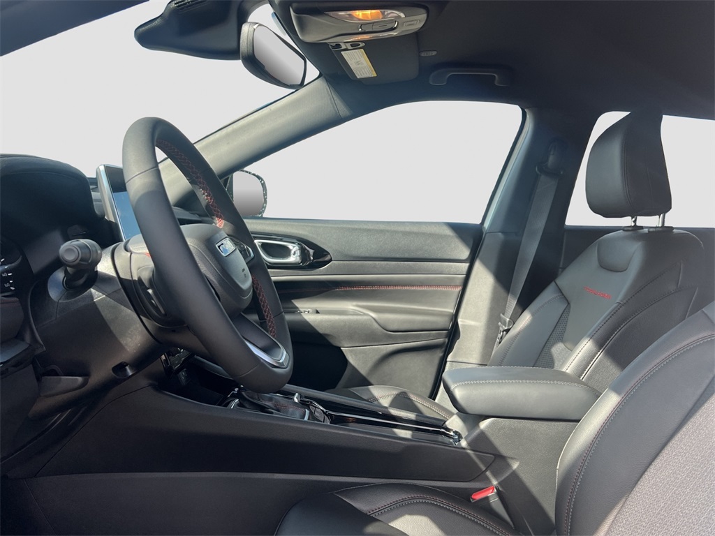 2026 Jeep Compass Trailhawk photo 8