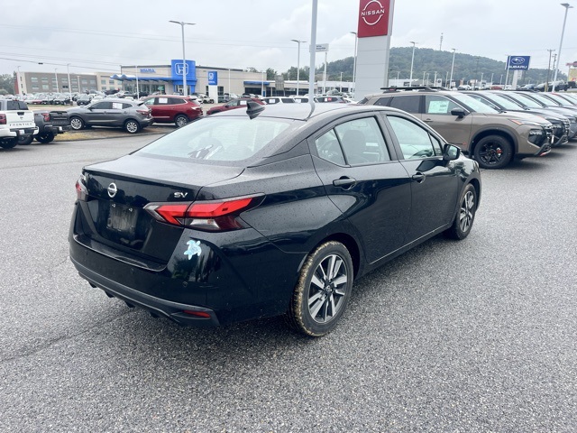2021 Nissan Versa 1.6 SV photo 7
