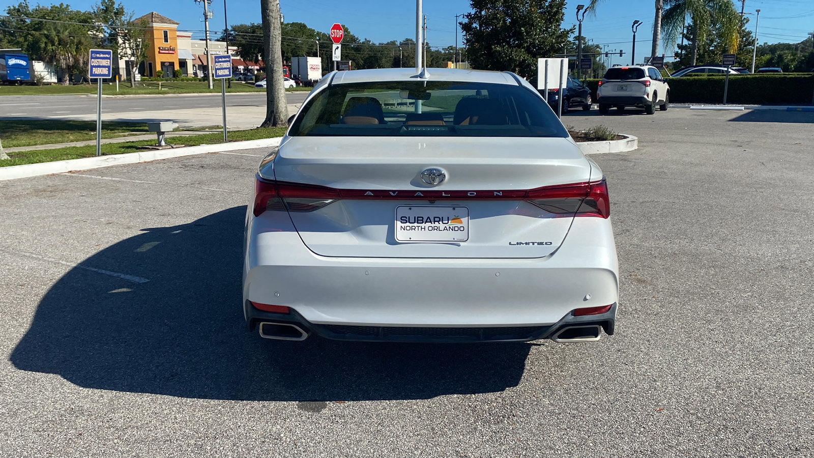 2020 Toyota Avalon Limited photo 24
